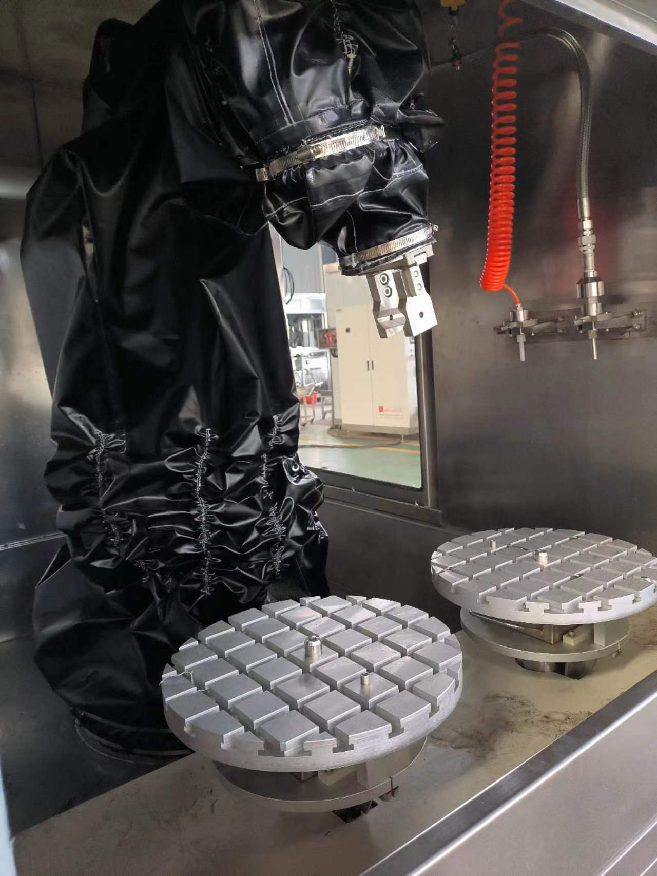 機器人定點定位清洗