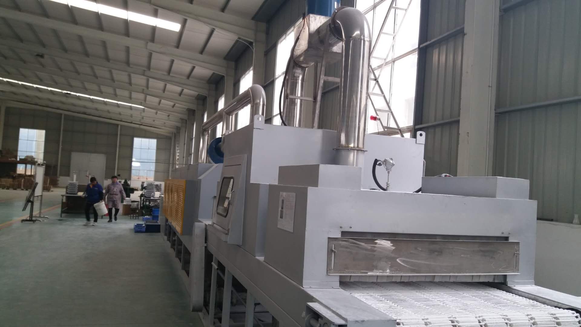 電解除油超聲波清洗機如何達成效果？